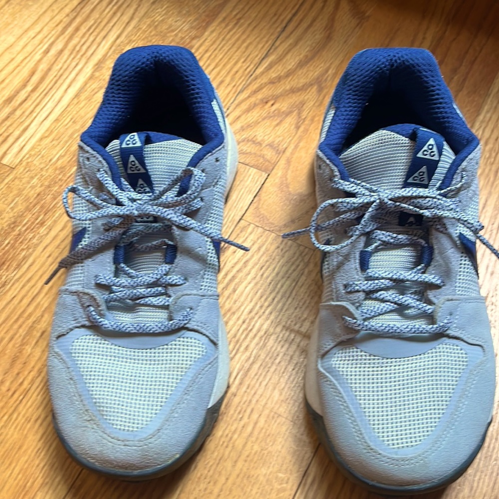 Nike ACG Lowcate sneakers